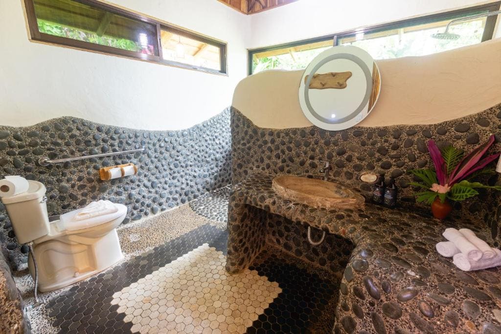 Deluxe Suite with Sea View room - Image 1