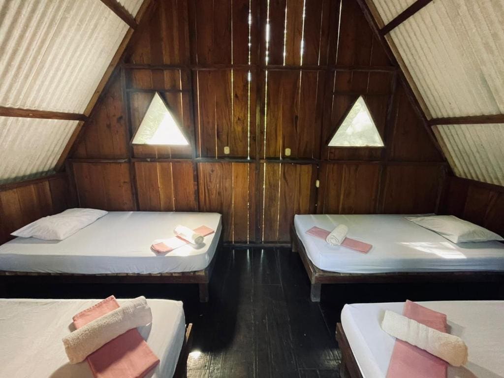 Economy Quadruple Room with Shared Bathroom room - Image 1