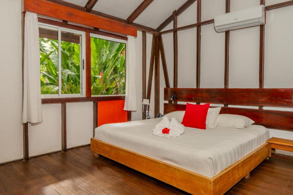 Three-Bedroom Bungalow room - Image 1
