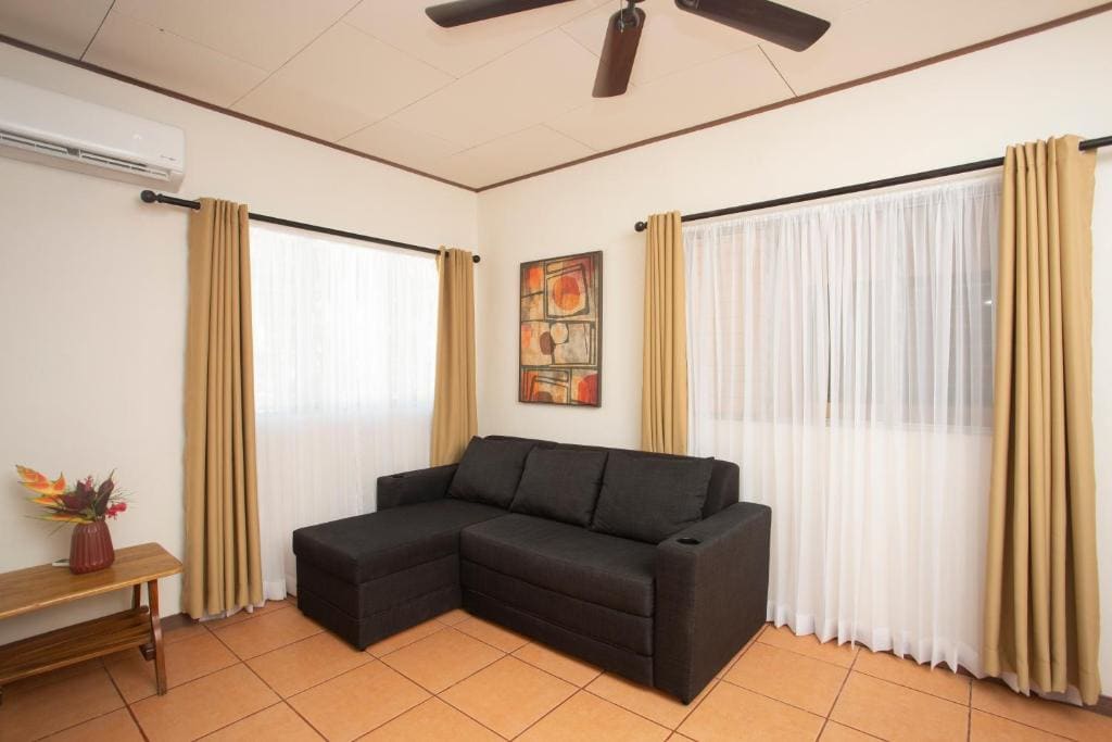Apartment - Ground Floor room - Image 3