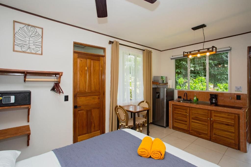 Studio with Garden View room - Image 1