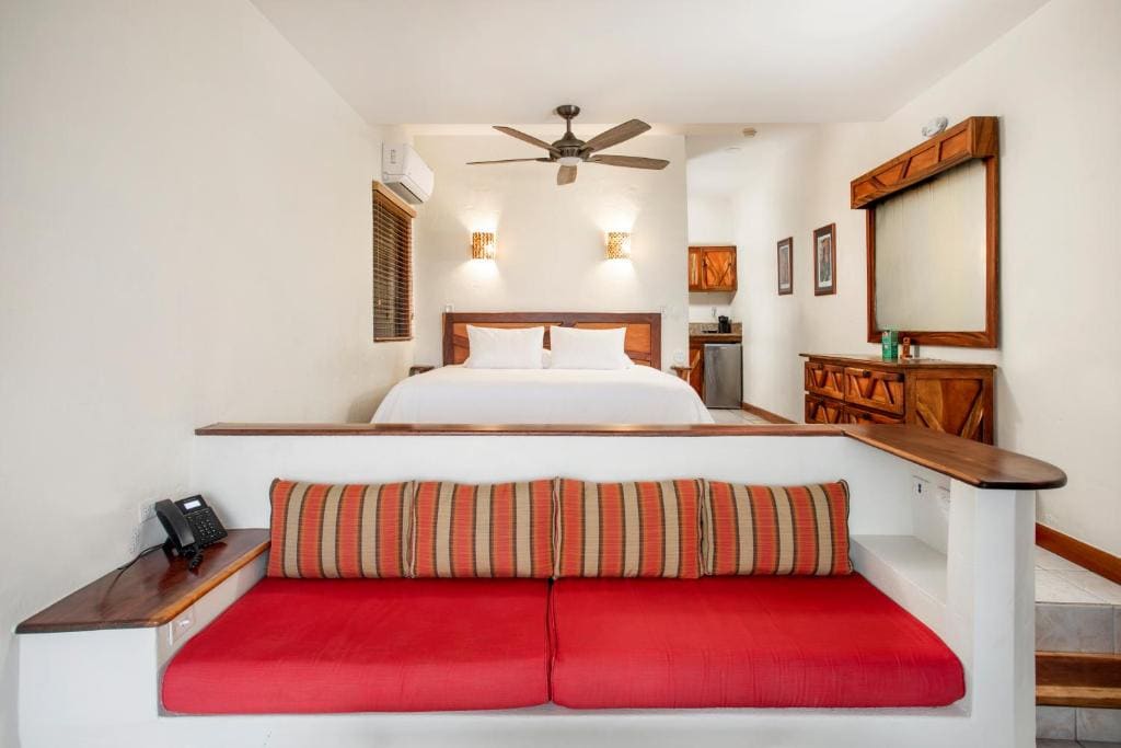 Superior Room with Ocean and Jungle View room - Image 2