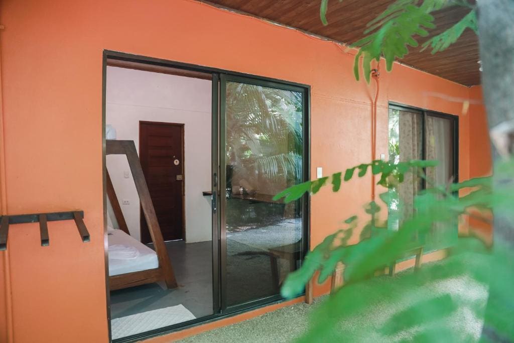 Triple Room with Shared Bathroom room - Image 1