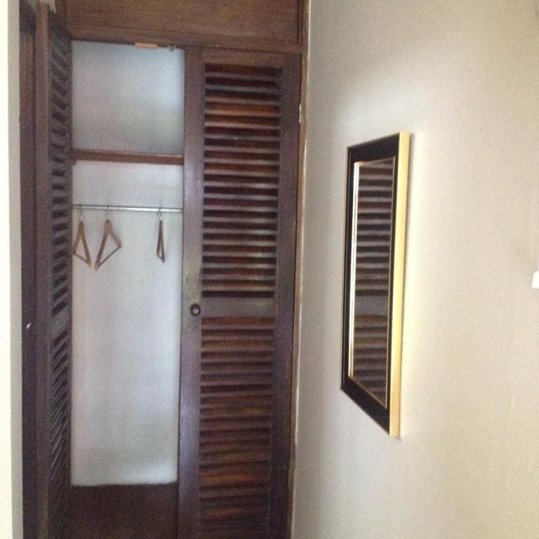 Triple Room with Three Single Beds room - Image 1