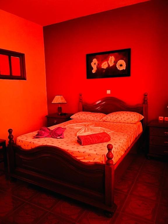 Large Double Room room - Image 2