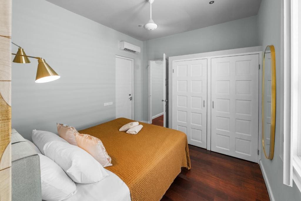 Comfortable Junior Suite room - Image 2