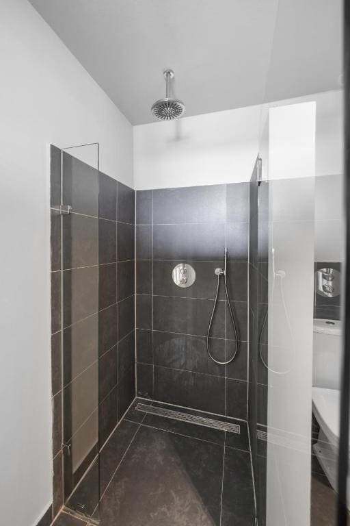 Deluxe Suite City View room - Image 1