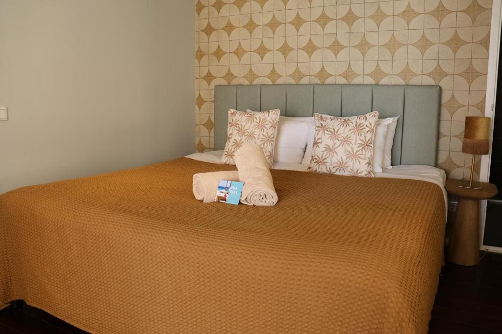Deluxe Ocean View room - Image 1