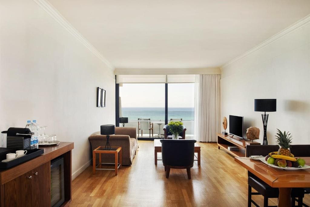 Double or Twin Room with Sea View room - Image 2