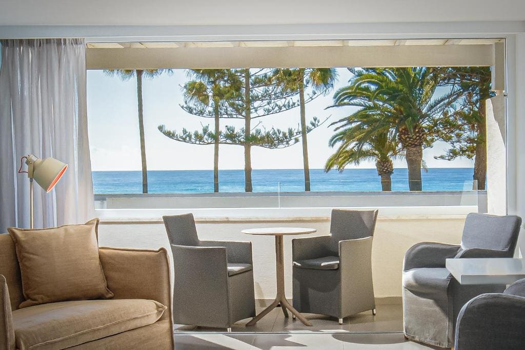 Superior Double or Twin Room with Sea View room - Image 1