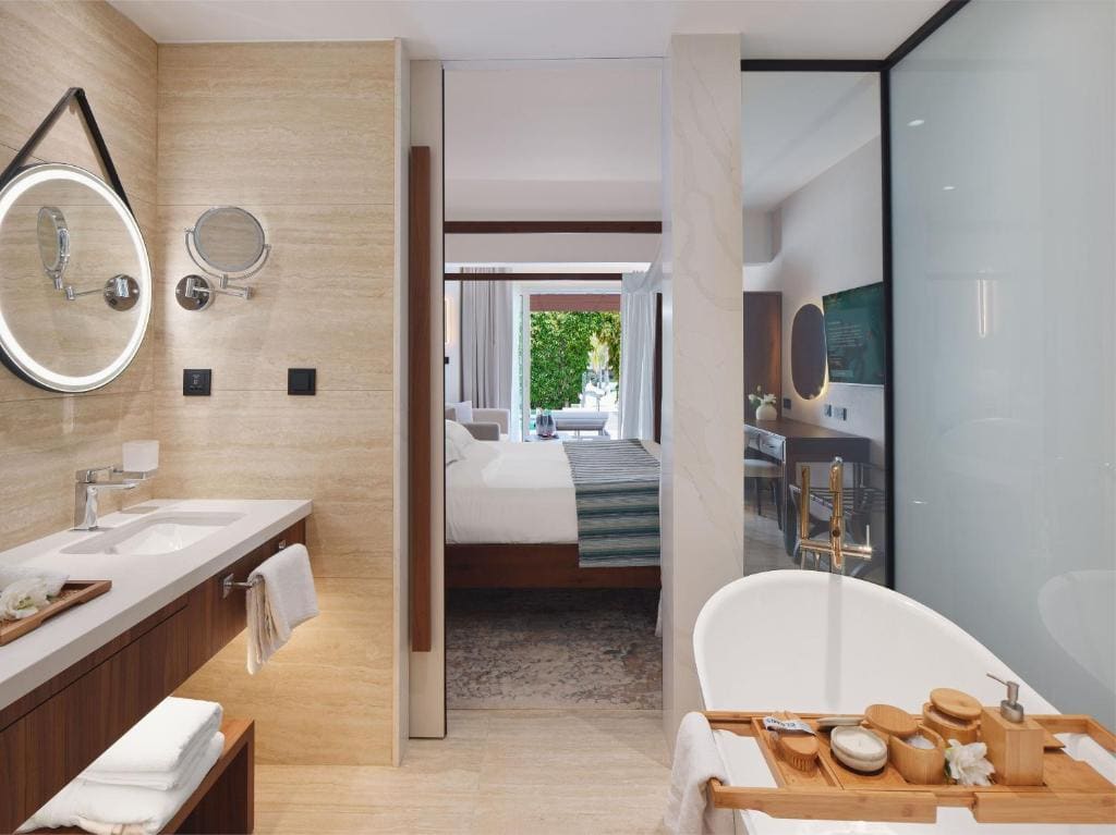 Fisherman's Junior Suite with Private Pool (18+ years old) room - Image 1
