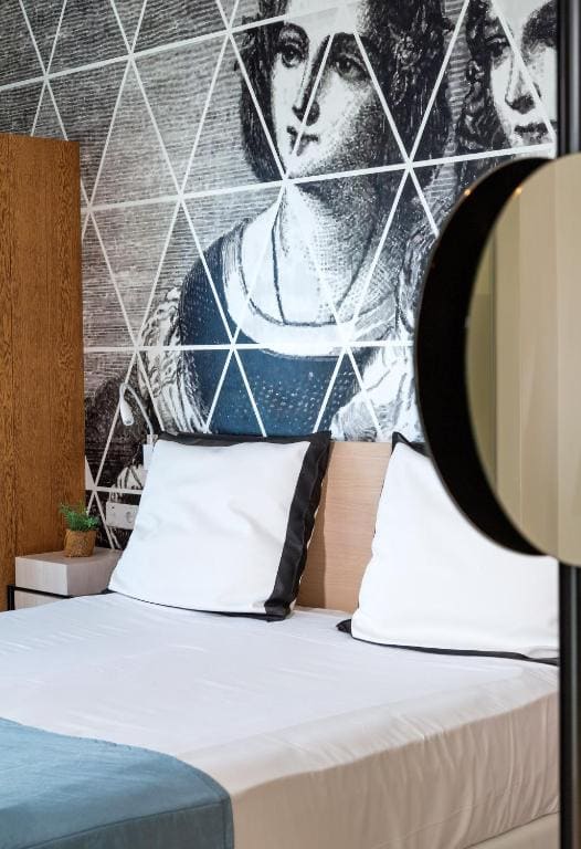 One-Bedroom Suite with Limited Sea View Double Bed room - Image 1