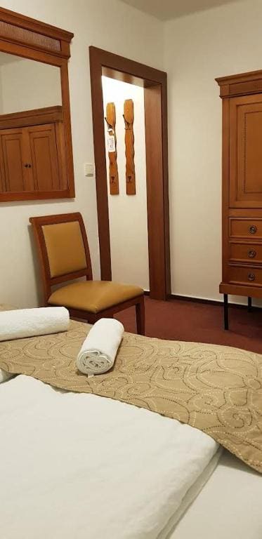 Economy Double Room room - Image 1