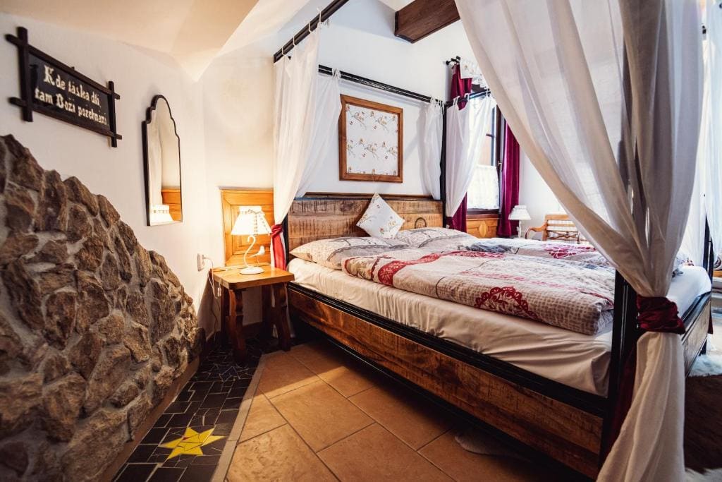 Suite room - Image 1