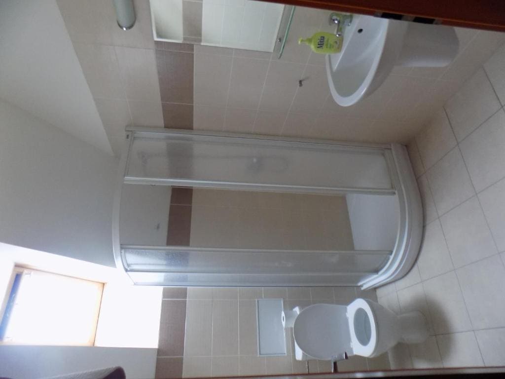 Triple Room with Shared Bathroom room - Image 1