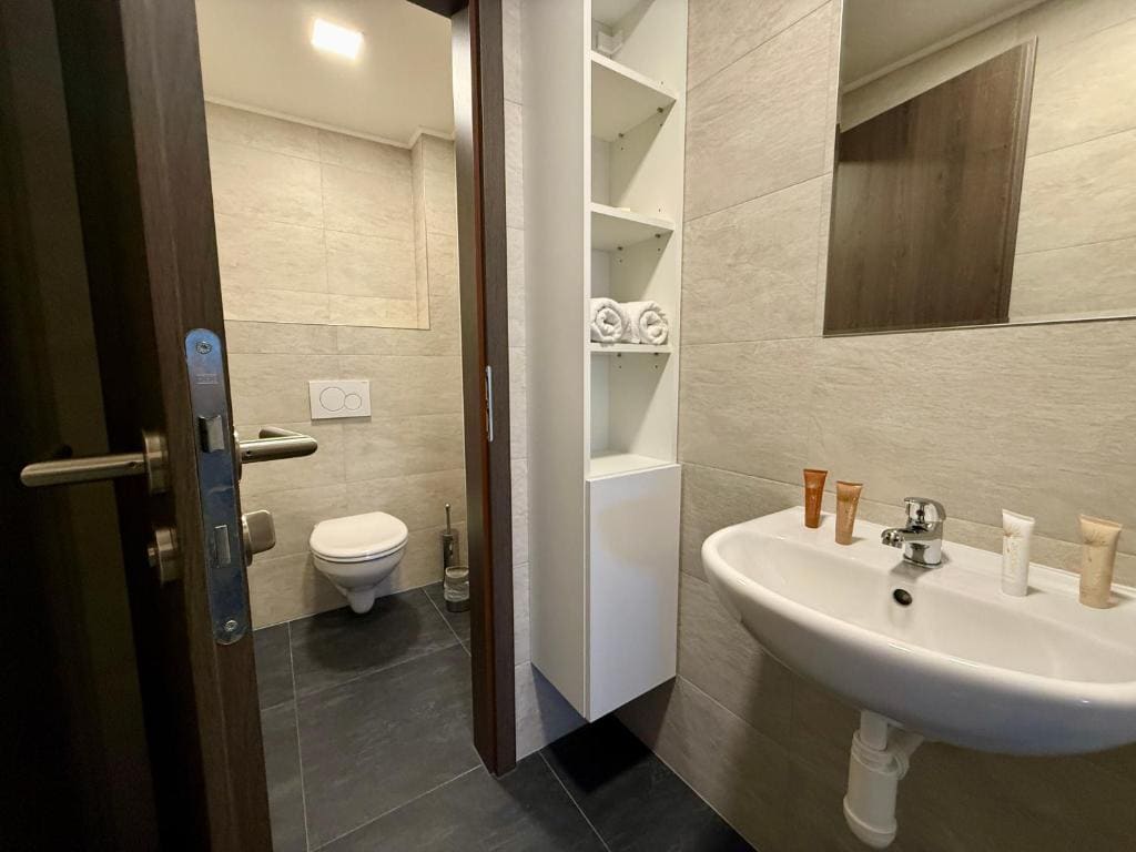 Three-Bedroom Suite room - Image 1
