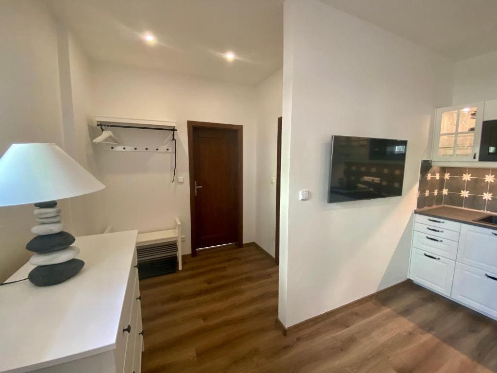 Double Room with Private Bathroom room - Image 2