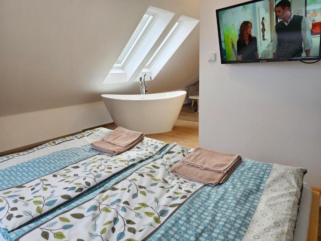 Suite room - Image 1
