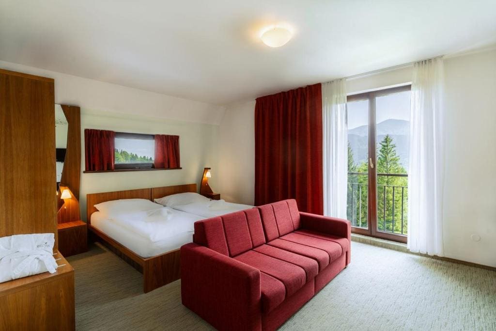 Deluxe Double Room room - Image 2
