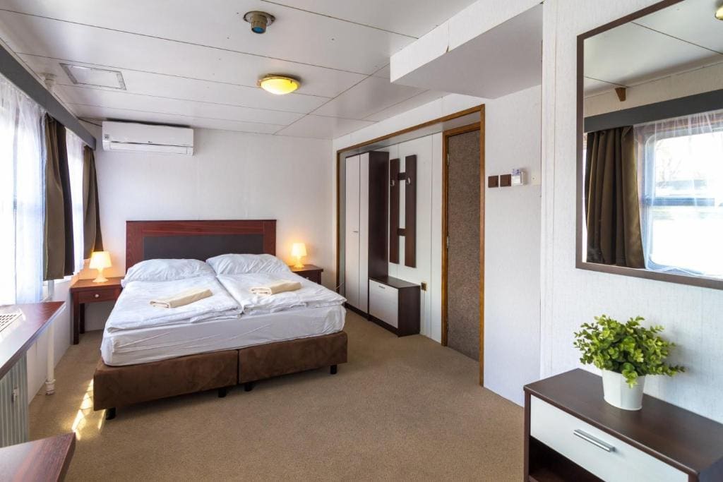 Quadruple Room room - Image 3
