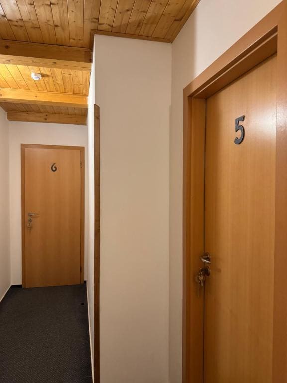 Suite room - Image 2