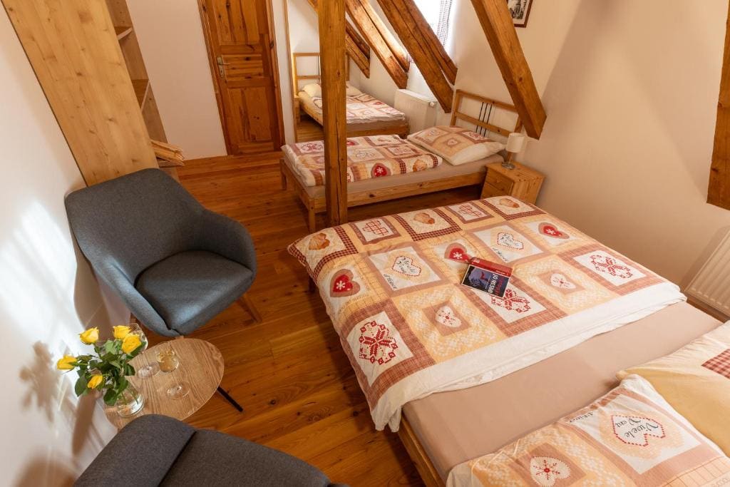 Quadruple Room room - Image 1