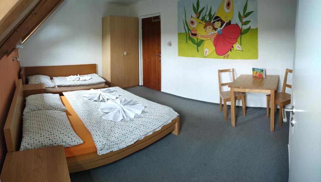 Triple Room with Bathroom room - Image 3
