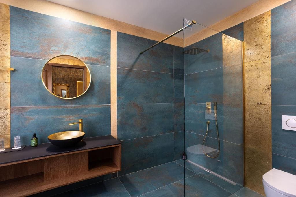 Double or Twin Room with Extra Bed room - Image 2