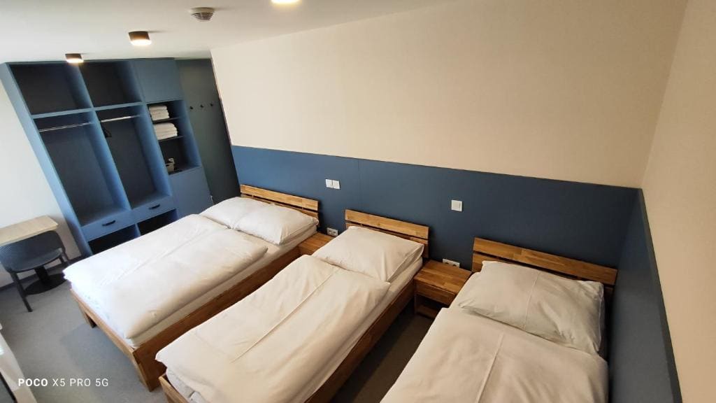 Quadruple Room room - Image 2