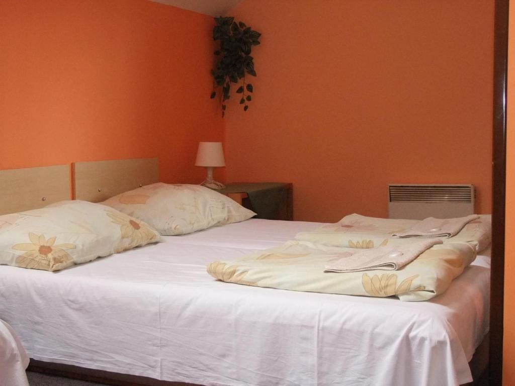 Quadruple Room room - Image 1