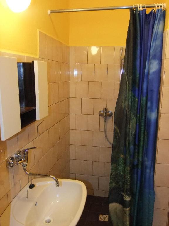 Quadruple Room room - Image 3