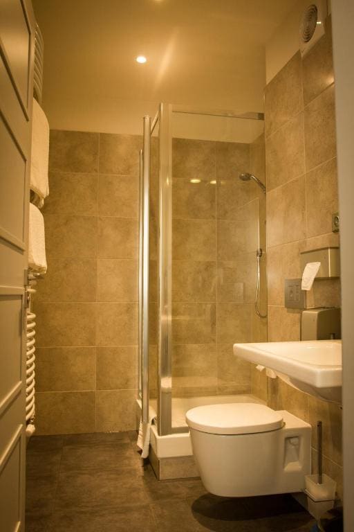 Standard Double Room room - Image 3