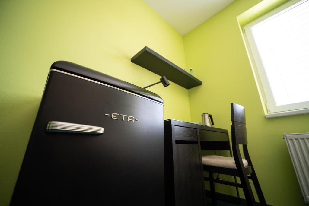 Apartment with Shower room - Image 3