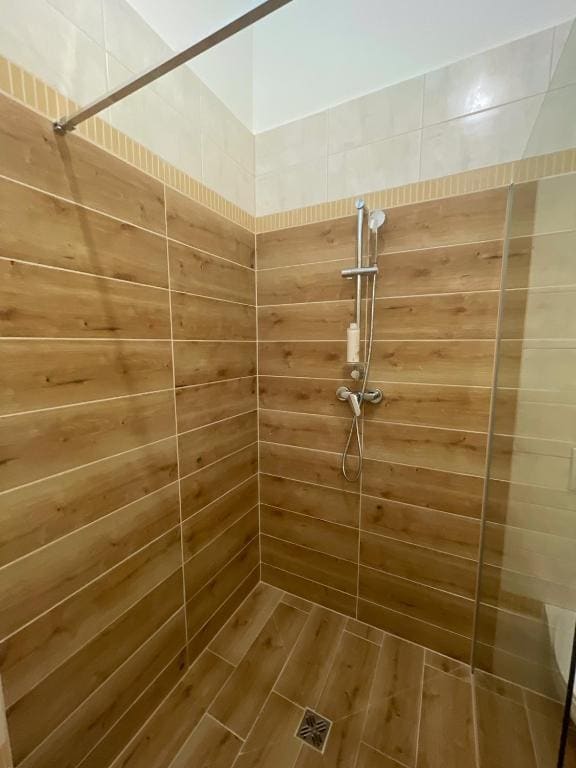 Apartment - Disability Access room - Image 2