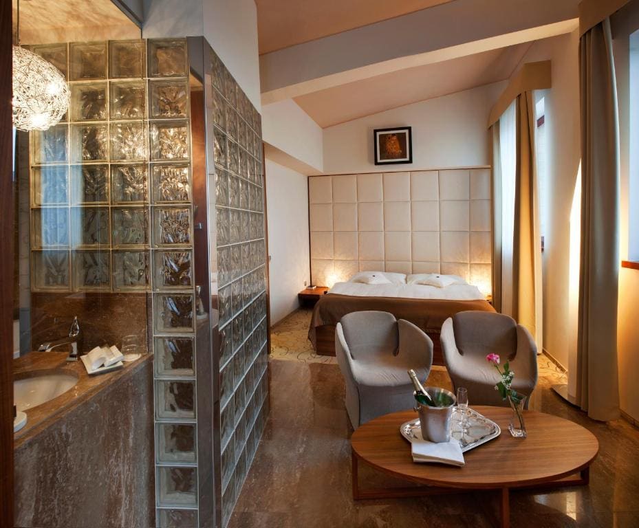 Superior Apartment room - Image 1