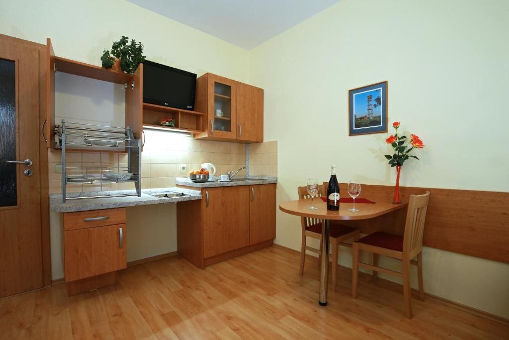 Double or Twin Room - Disability Access room - Image 2