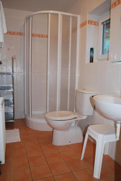 Double Room with Private Bathroom room - Image 1