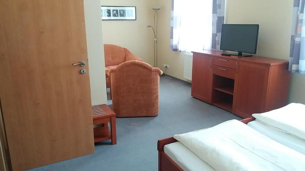 Suite room - Image 2