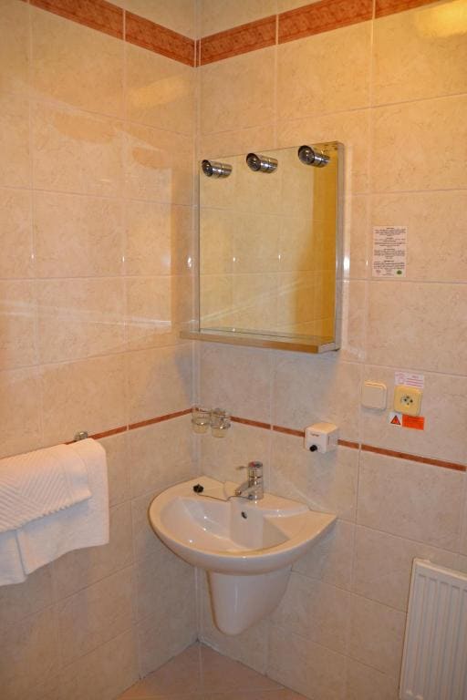 Classic Double Room room - Image 1