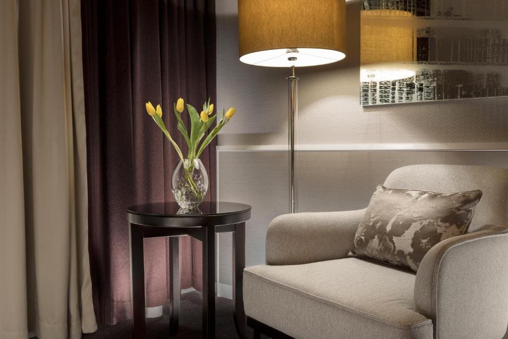 Executive King Room room - Image 3