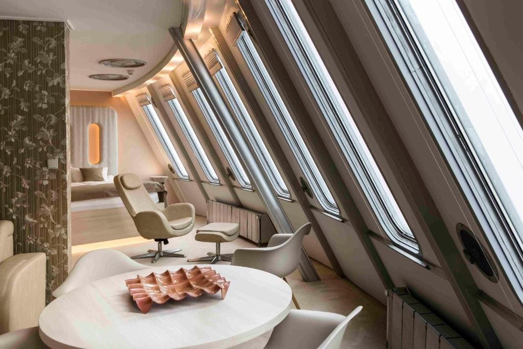 Suite room - Image 3