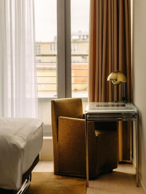 Deluxe Double Room with Balcony room - Image 2