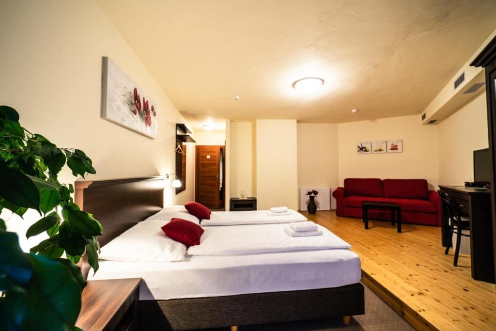 Double or Twin Room with 2 Extra Beds room - Image 3