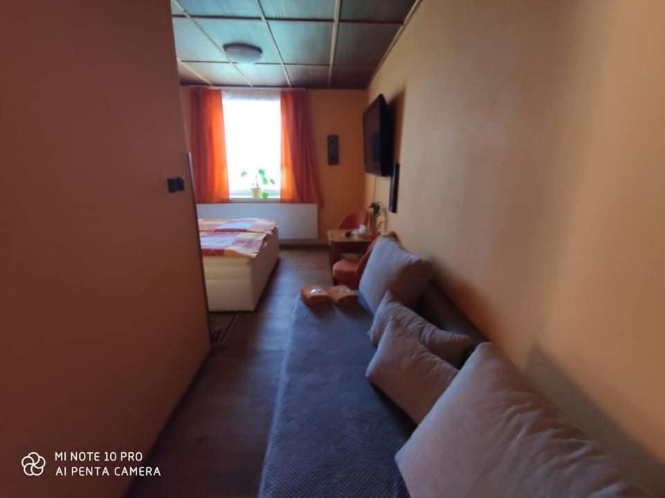 Classic Triple Room room - Image 3