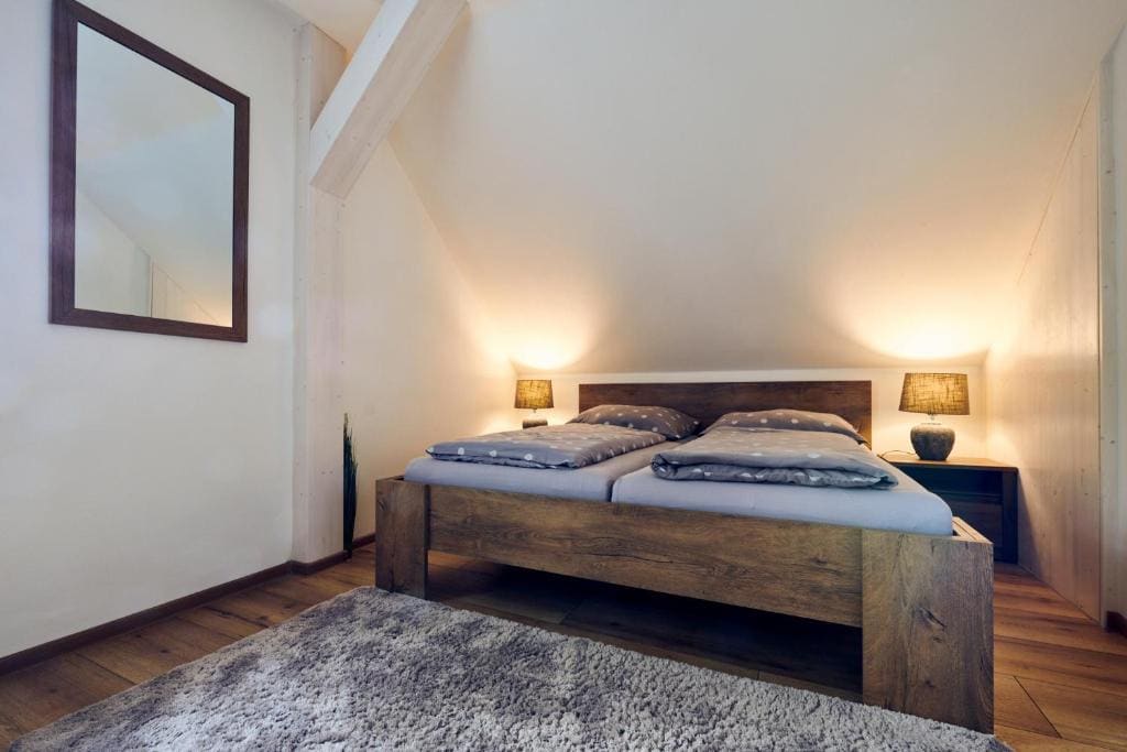 Superior Triple Room room - Image 3