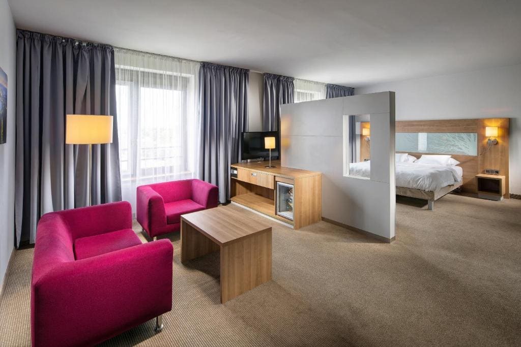 Junior Suite with free parking room - Image 2