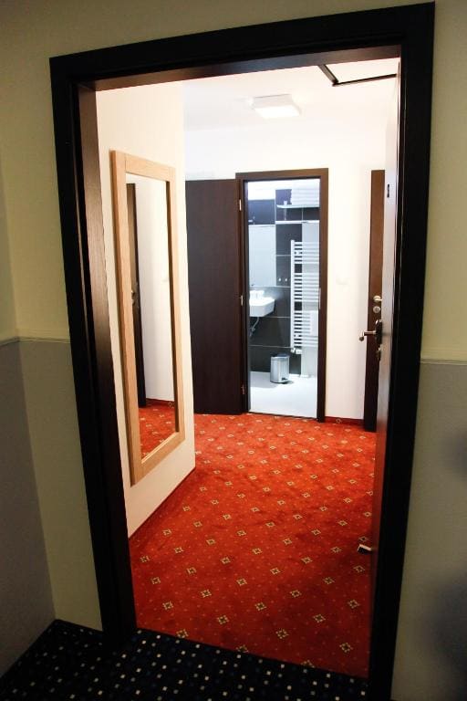 Family Room with Balcony room - Image 1