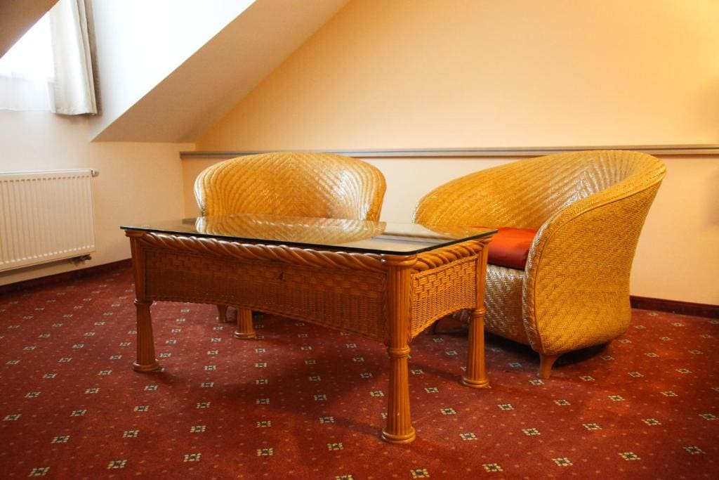 Superior Quadruple Room room - Image 1