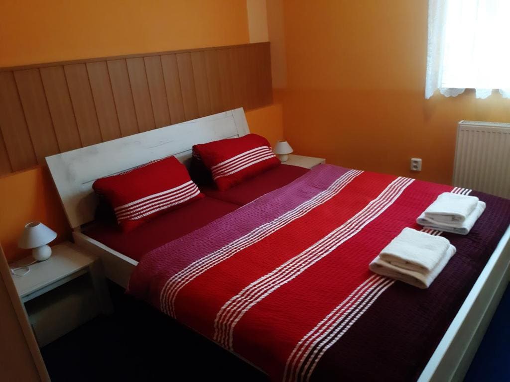 Quadruple Room room - Image 1