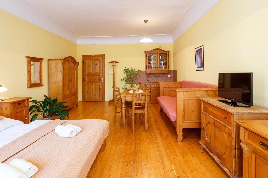 Apartment room - Image 3